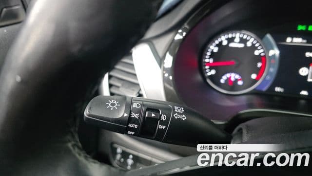 Kia Seltos 2022 — Şəkil 16/20