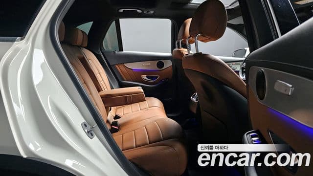 Mercedes-Benz GLC-Class 2021 — Фото 12/20