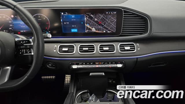 Mercedes-Benz GLE-Class 2024 — фото 15 из 20
