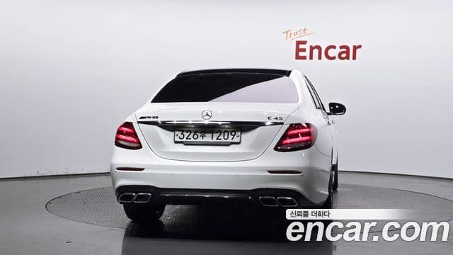 Mercedes-Benz E-Class 2018 — Şəkil 4/20