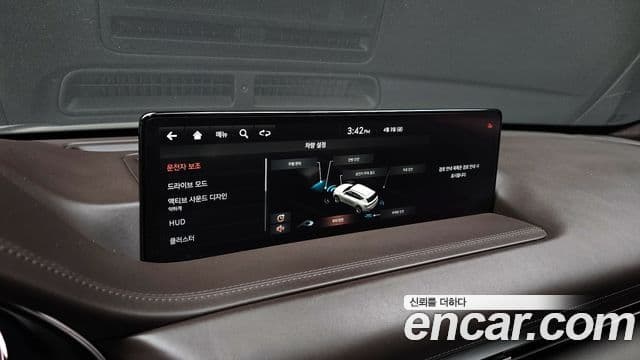 Genesis GV80 2020 — фото 16 из 20