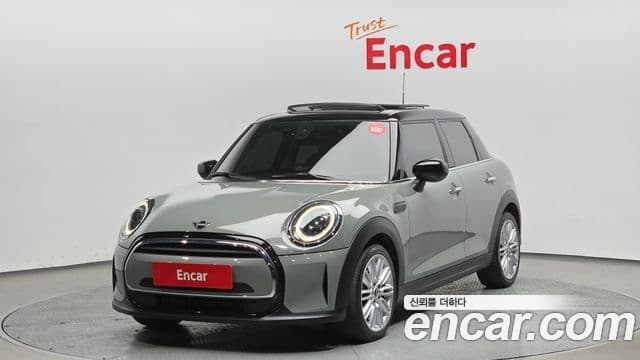 Mini Cooper 2021 — ფოტო 9/20
