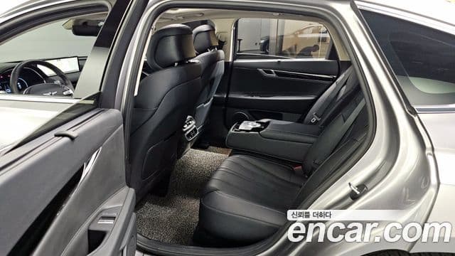 Genesis G80 2021 — Photo 20/36