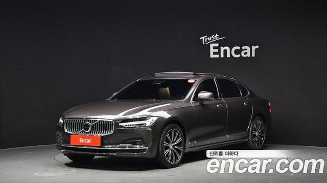 Volvo S90 2023 — ფოტო 1/20