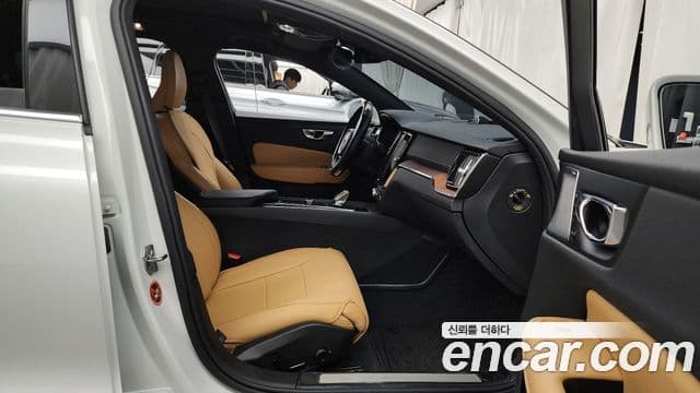 Volvo S60 2020 — Şəkil 12/20