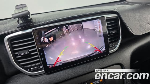 Kia Sportage The Bold 2021 — ფოტო 14/20