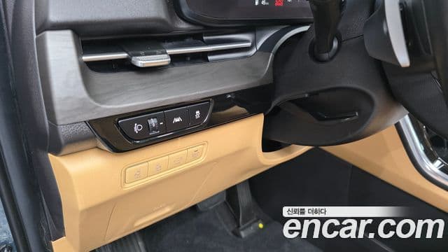 Kia Carnival 2021 — Фото 15/20