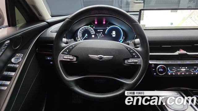 Genesis Electrified G80 2022 — ფოტო 13/20