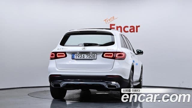 Mercedes-Benz GLC-Class 2021 — ფოტო 4/20