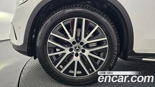 Mercedes-Benz GLC-Class 2021 — ფოტო 5/20