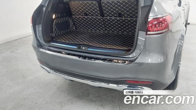 Mercedes-Benz GLS-Class 2021 — ფოტო 10/17