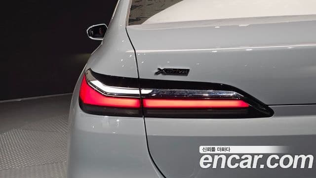 BMW 7 Series 2025 — Photo 30/31
