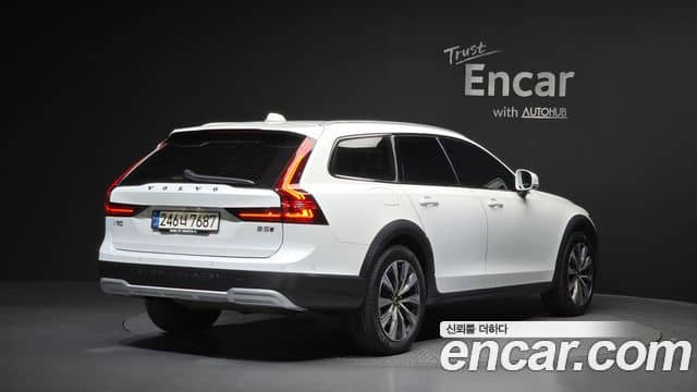 Volvo V90 Cross Country, 2021
