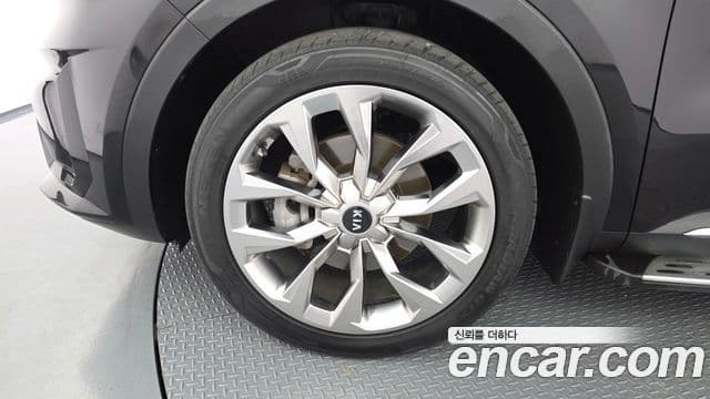 Kia Sorento 2020 — фото 5 из 20