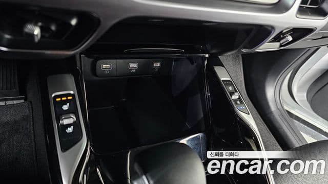 Kia Sorento 2023 — Şəkil 19/20