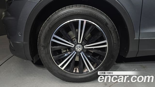 Volkswagen Tiguan 2020 — фото 5 из 20