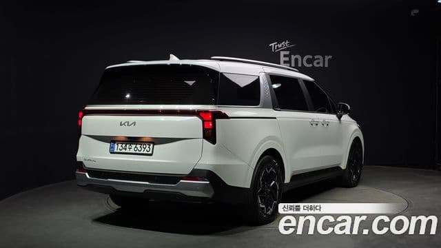 Kia Carnival 2025 — ფოტო 2/20