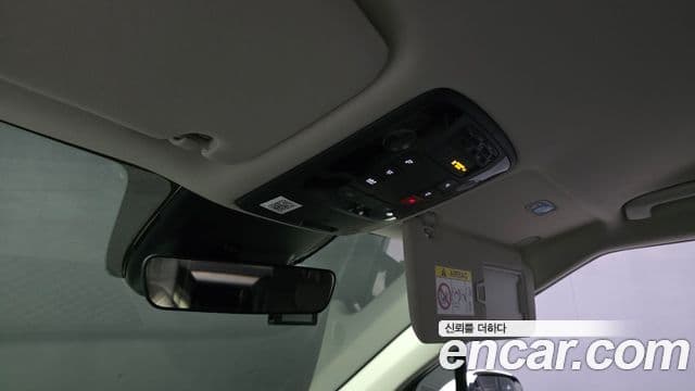 Kia Carnival 2025 — ფოტო 17/20