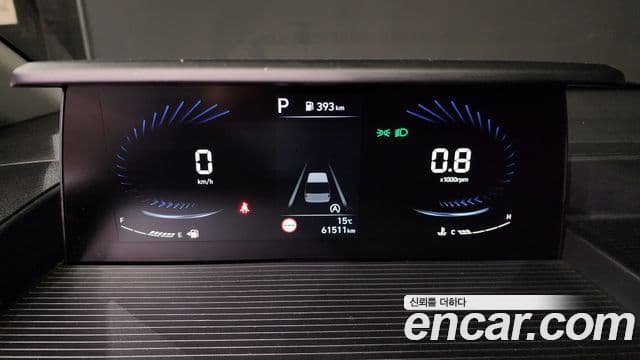Hyundai Staria 2022 — ფოტო 8/20