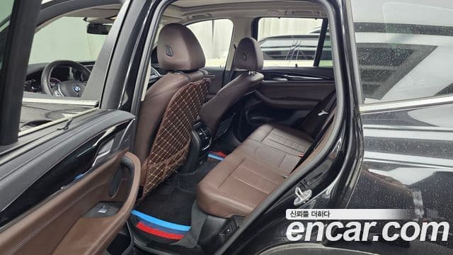 BMW X3 2022 — Photo 13/33