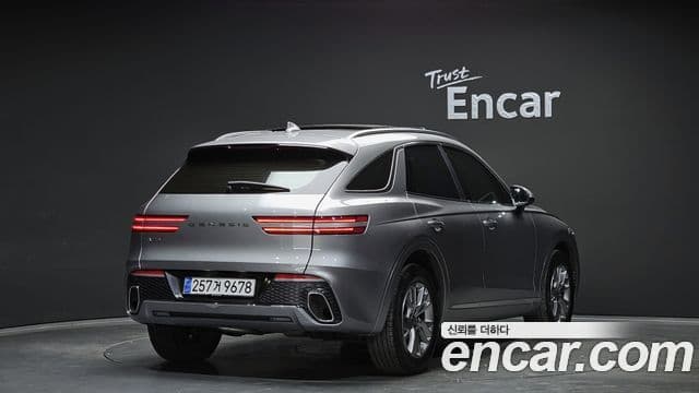 Genesis GV70 2021 — фото 2 из 20