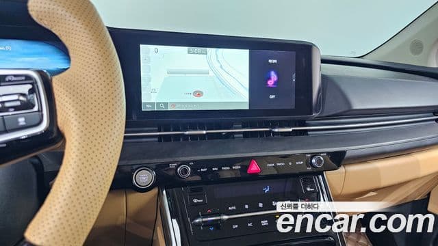 Kia Carnival 2022 — фото 12 из 20