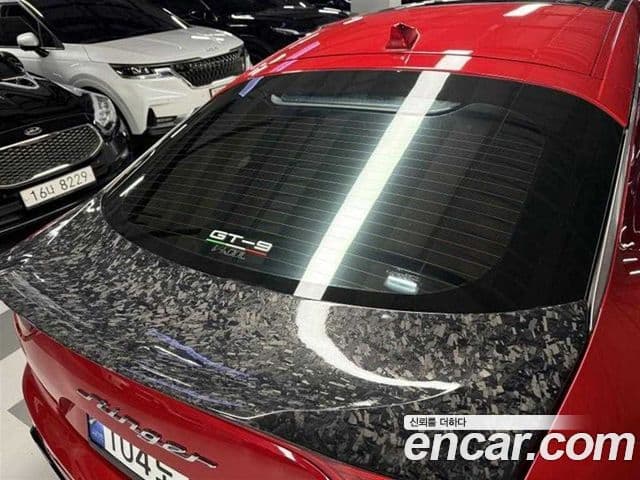 Kia Stinger 2020 — ფოტო 17/20