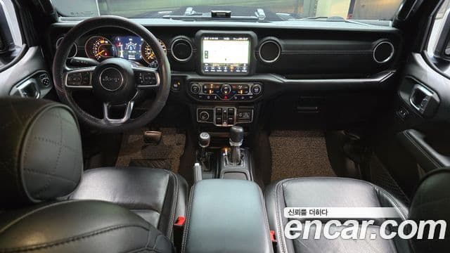 Jeep Wrangler 2019 — фото 7 из 20