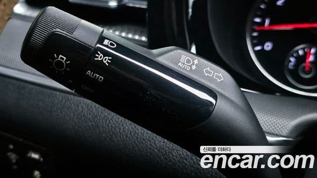 Kia K5 2020 — Photo 9/30