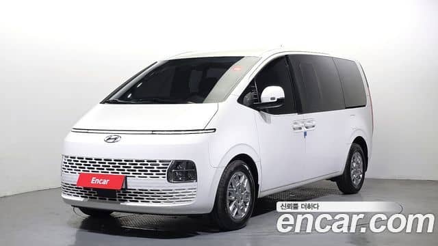 Hyundai Staria, 2023
