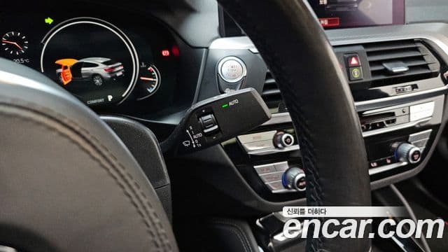 BMW X4 2019 — Фото 18/20