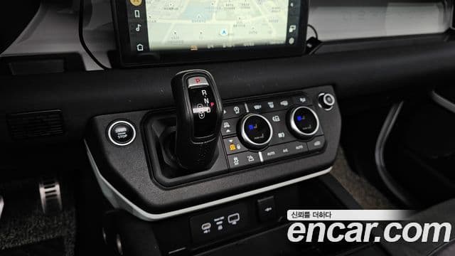 Land Rover Defender 2020 — фото 9 из 20