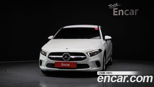 Mercedes-Benz A-Class 2020 — Photo 14/20