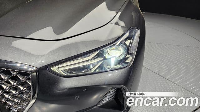 Genesis G70 2018 — Photo 19/31