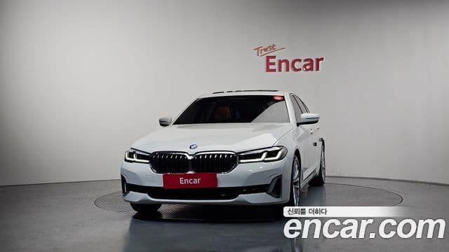 BMW 5 Series 2023 — Şəkil 3/20