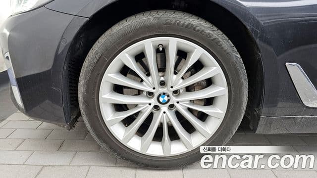 BMW 5 Series 2022 — Şəkil 4/20
