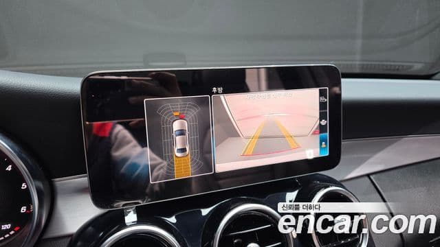 Mercedes-Benz C-Class 2020 — ფოტო 17/20