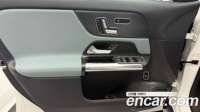 Mercedes-Benz EQA 2025 — ფოტო 10/12
