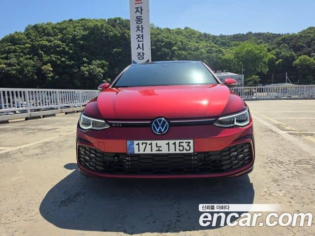 Volkswagen Golf, 2024