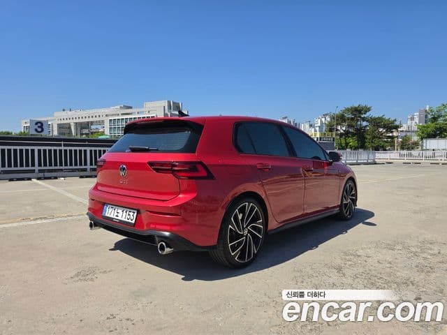 Volkswagen Golf 2024 — фото 7 из 20