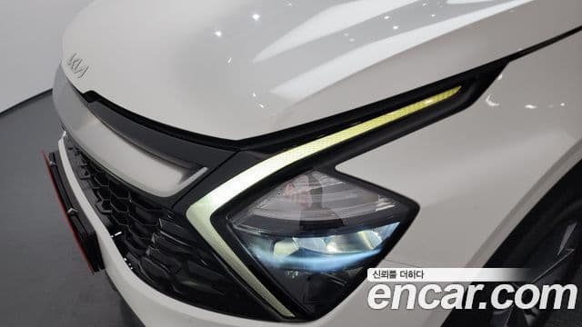 Kia Sportage 2022 — Şəkil 18/34