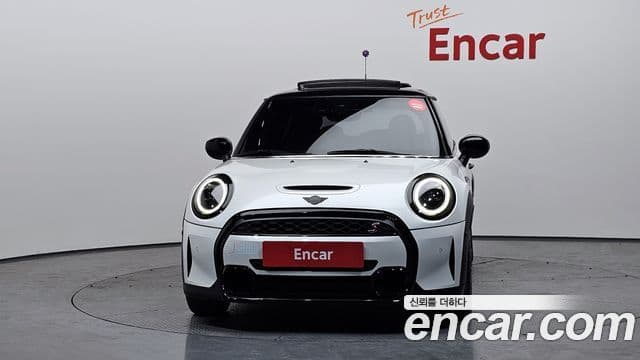 Mini Cooper S 2024 — ფოტო 20/20