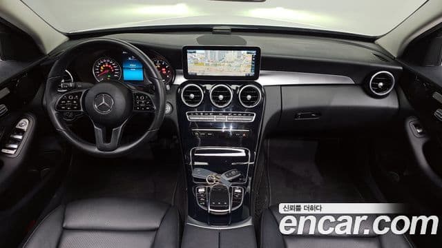 Mercedes-Benz C-Class 2020 — фото 11 из 20