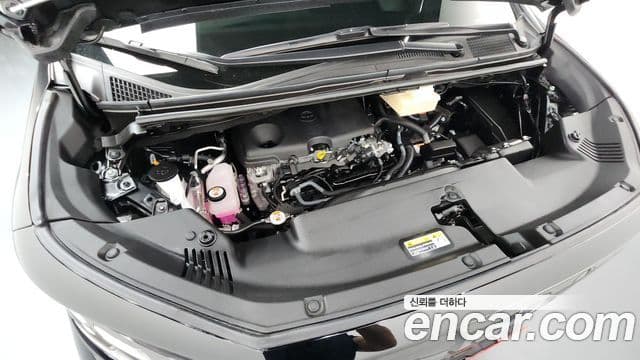 Toyota Alphard 2024 — фото 6 из 20