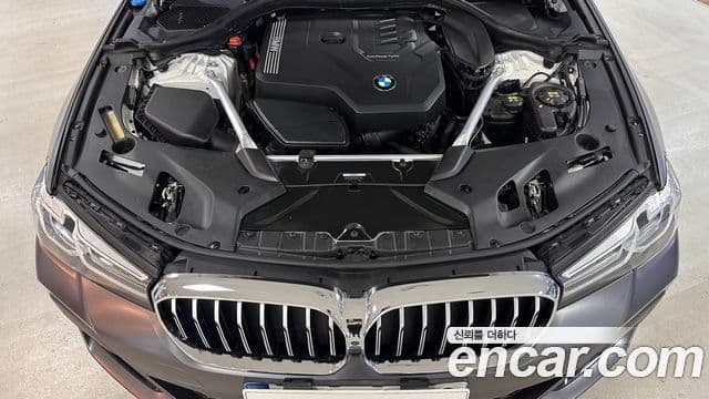 BMW 5 Series 2021 — фото 5 из 20