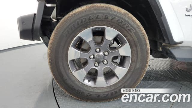 Jeep Wrangler 2019 — Şəkil 5/20
