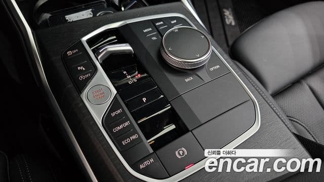 BMW 3 Series 2024 — фото 9 из 20