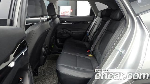 Kia Seltos 2021 — Şəkil 12/20