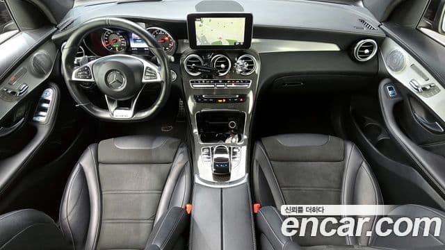 Mercedes-Benz GLC-Class 2019 — Şəkil 7/20