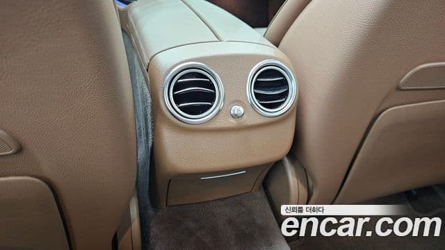 Mercedes-Benz E-Class 2019 — фото 20 из 20